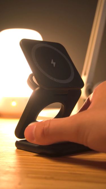 3 in 1 Foldable Wireless Charger